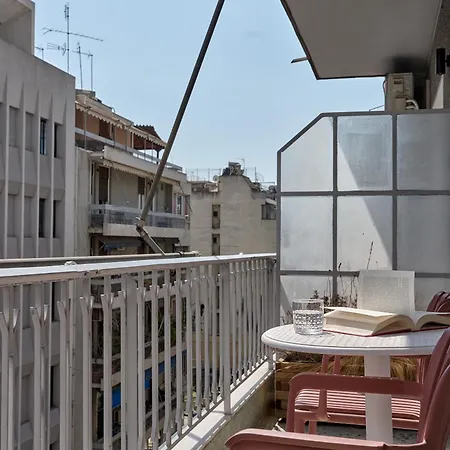 Cozy Apartment Steps Away From Acropolis And The Metro Station By Lumen Living-3